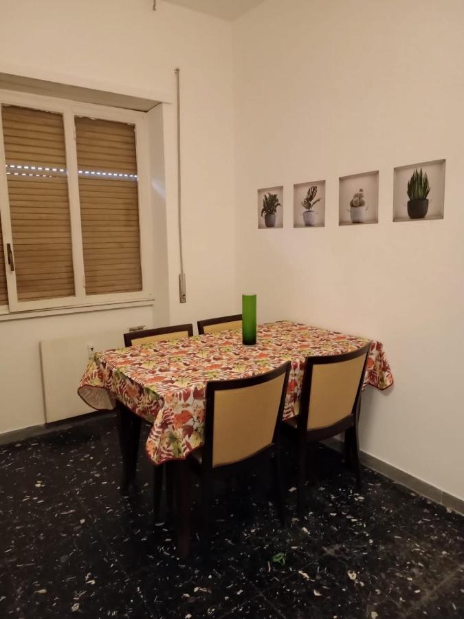 Romamor 2 Eksteriør bilde